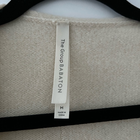 Aritzia Babaton Luxe 100% Cashmere Oversized Cardigan - Beige (Size M) - Picture 3 of 6